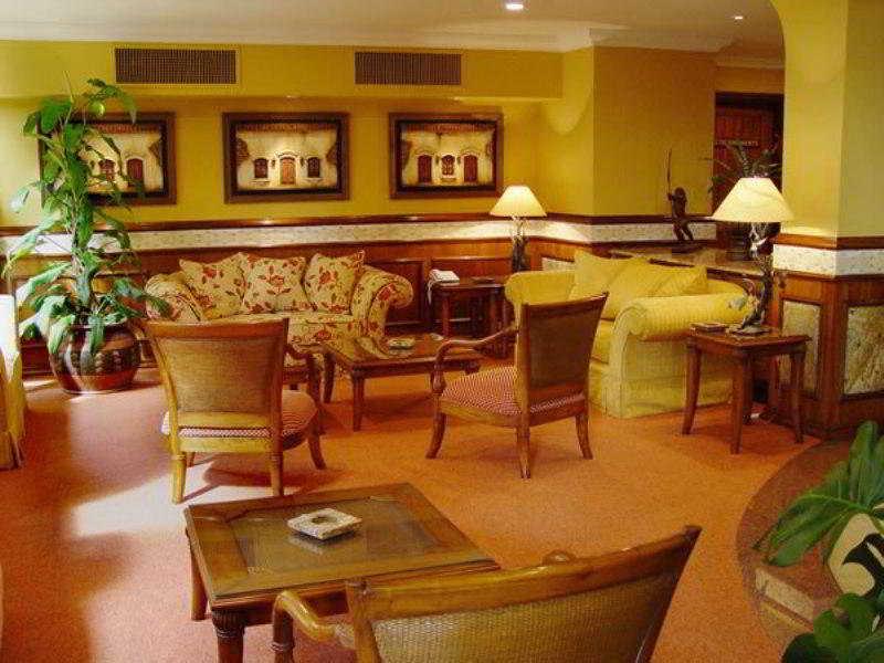 Hotel Las Margaritas Асунсьон Интерьер фото