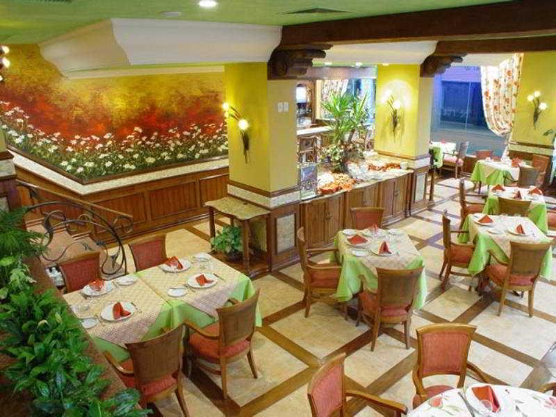 Hotel Las Margaritas Асунсьон Ресторан фото