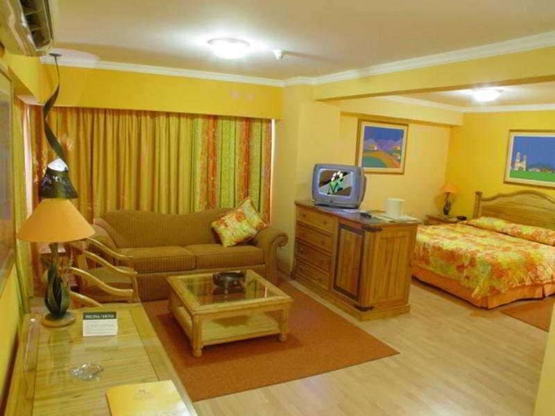 Hotel Las Margaritas Асунсьон Номер фото