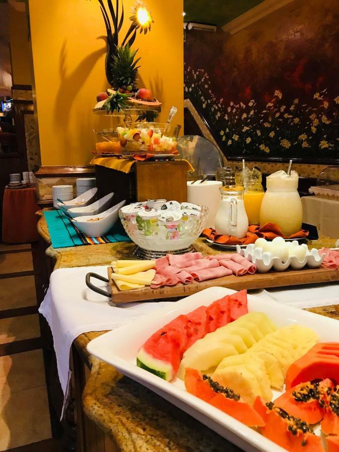 Hotel Las Margaritas Асунсьон Экстерьер фото